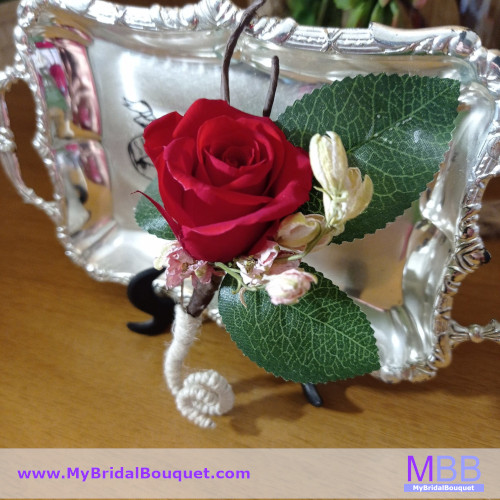 Princess Buttonhole